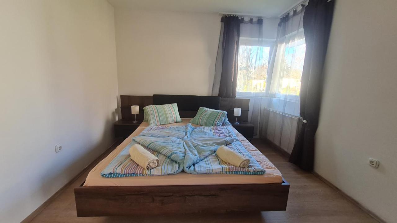 Apartament Yellow Sun 2 Apartman Siófok Zewnętrze zdjęcie