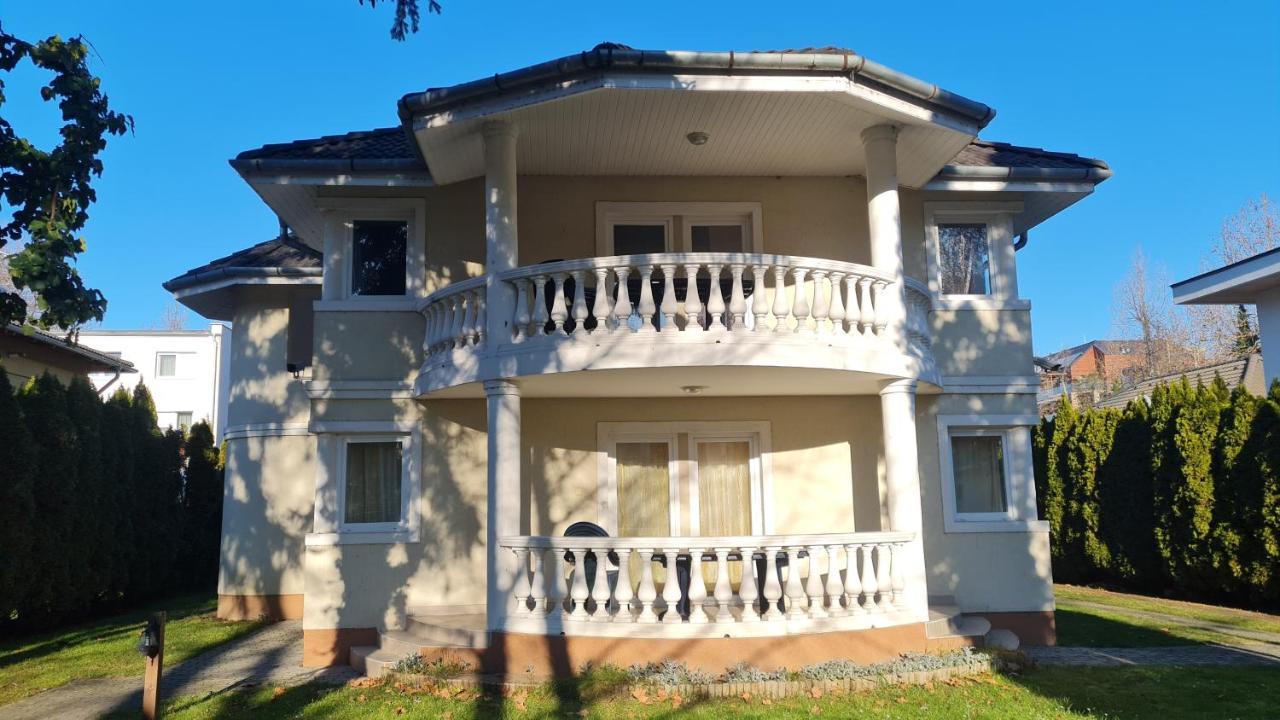 Apartament Yellow Sun 2 Apartman Siófok Zewnętrze zdjęcie