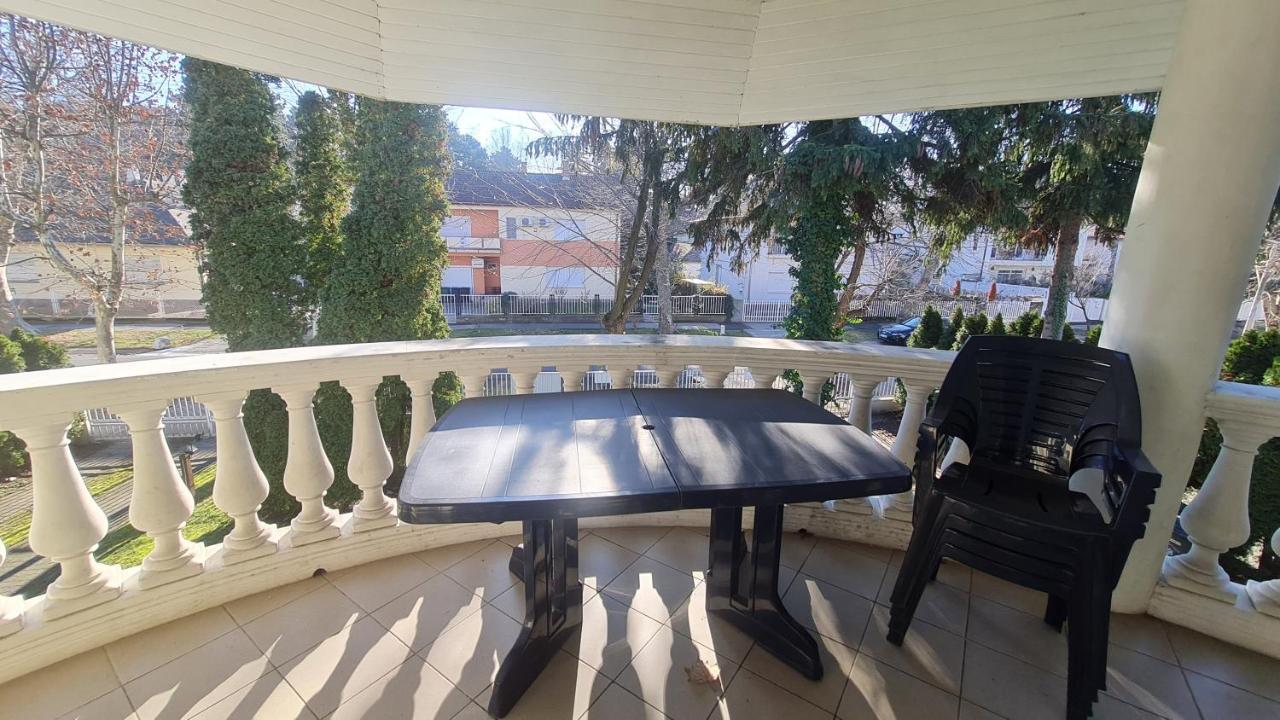 Apartament Yellow Sun 2 Apartman Siófok Zewnętrze zdjęcie