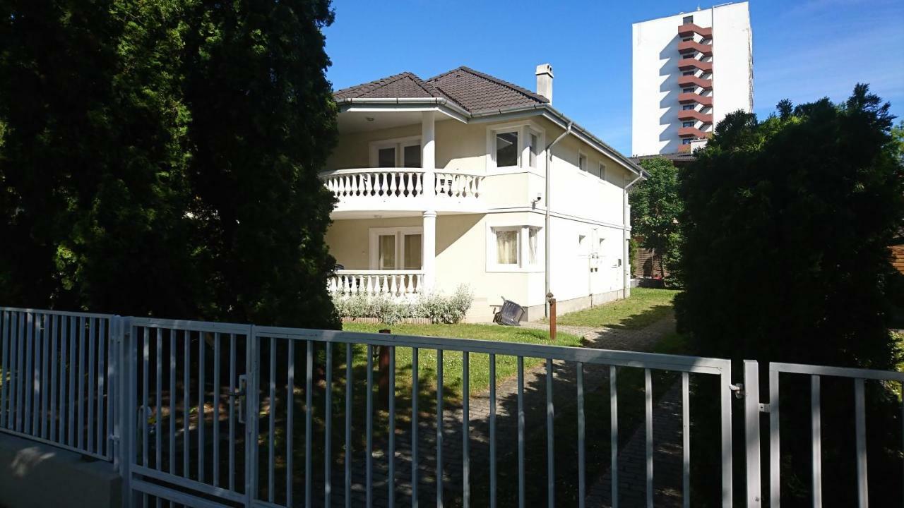 Apartament Yellow Sun 2 Apartman Siófok Zewnętrze zdjęcie