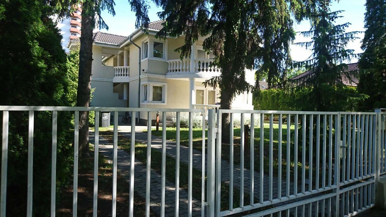 Apartament Yellow Sun 2 Apartman Siófok Zewnętrze zdjęcie
